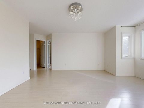 Photo 18 at #27 - 50 Rubin Street, Doncrest, Richmond Hill