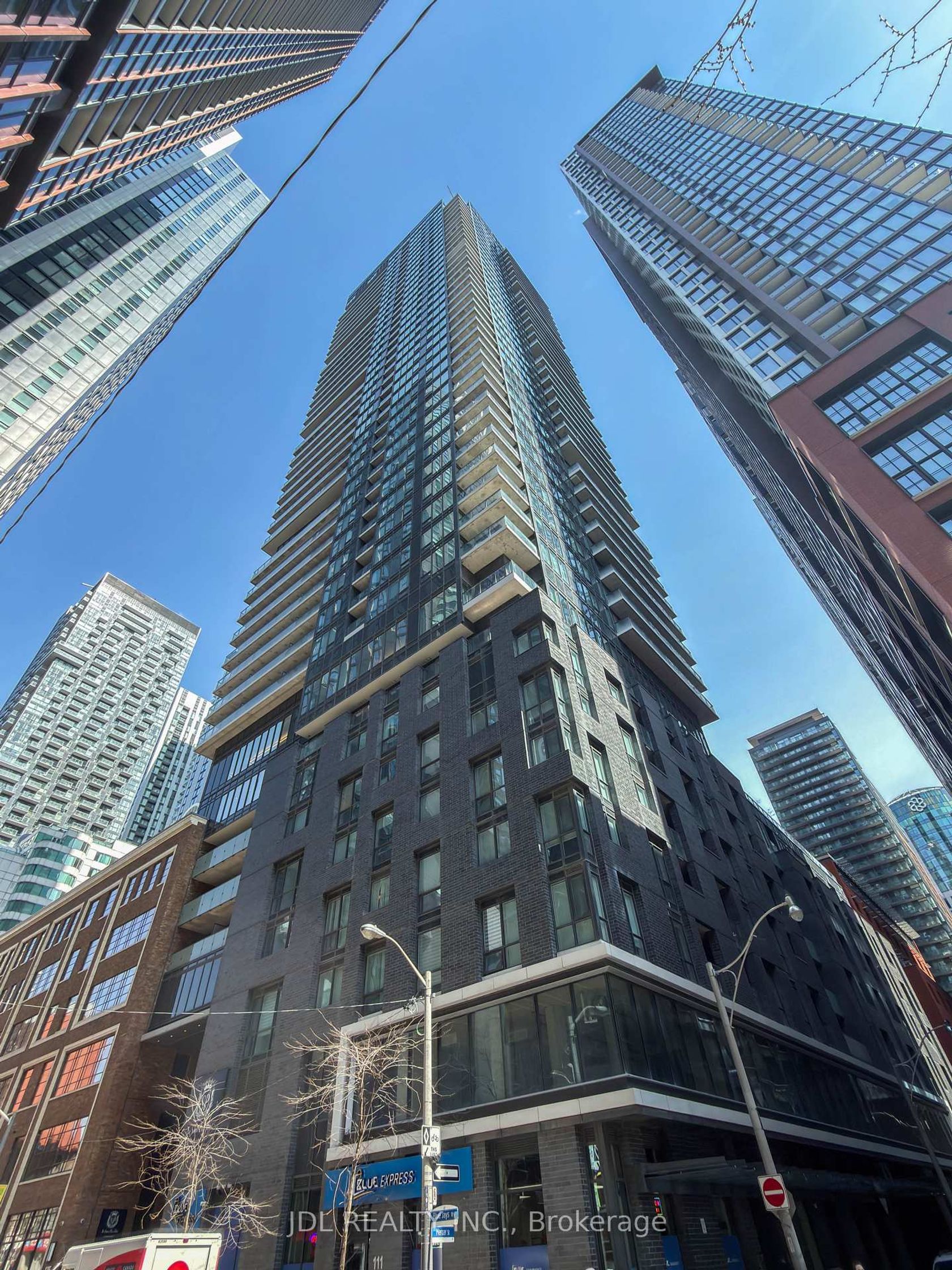 1602 - 115 Blue Jays Way, Waterfront Communities C1, Toronto photo 6