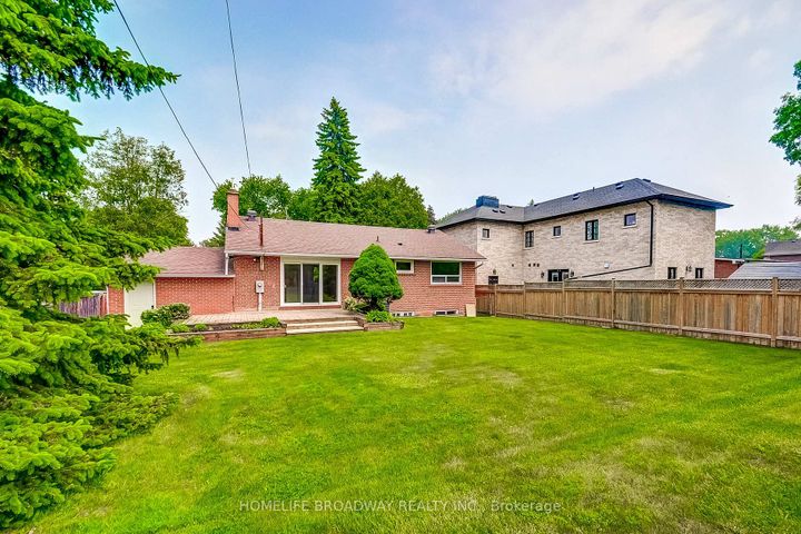 Photo 34 at 45 Hurlingham Crescent, Don Mills, Toronto