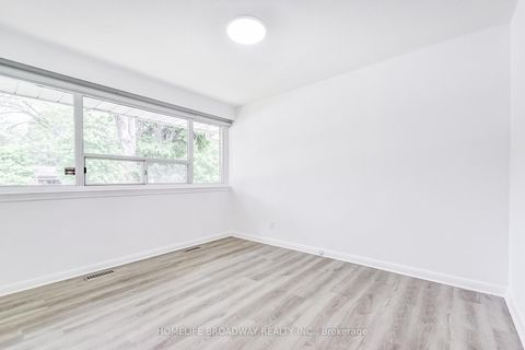 Photo 18 at 45 Hurlingham Crescent, Don Mills, Toronto