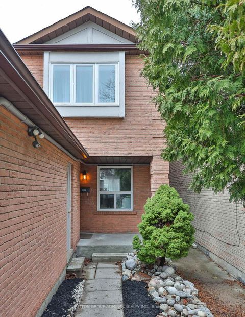 Photo 1 at 242 Tansley Road, Brownridge, Vaughan