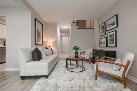 Photo 6 at 242 Tansley Road, Brownridge, Vaughan