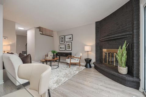 Photo 7 at 242 Tansley Road, Brownridge, Vaughan