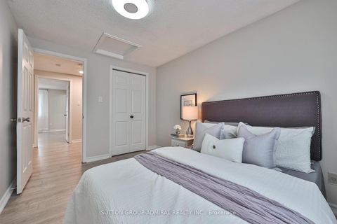 Photo 27 at 242 Tansley Road, Brownridge, Vaughan