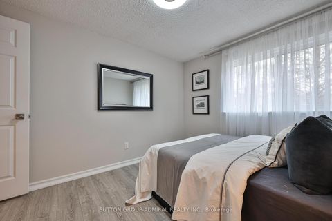 Photo 29 at 242 Tansley Road, Brownridge, Vaughan