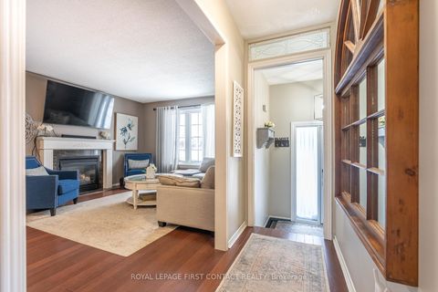 Photo 1 at 10 Wismer Avenue, Northwest, Barrie