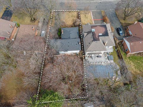 Photo 25 at 159 Princess Margaret Boulevard, Rosethorn, Toronto