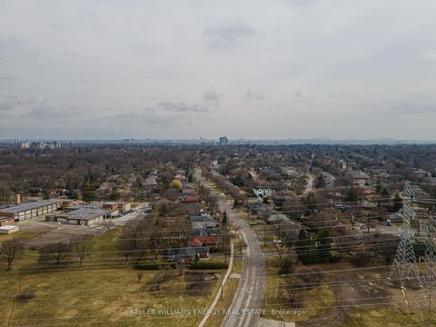 Photo 30 at 159 Princess Margaret Boulevard, Rosethorn, Toronto