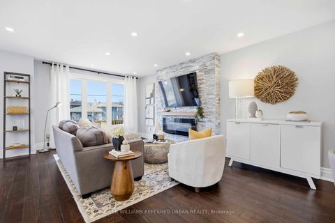 Photo 4 at 143 Grandravine Drive, York University Heights, Toronto