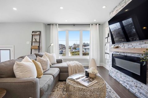 Photo 5 at 143 Grandravine Drive, York University Heights, Toronto