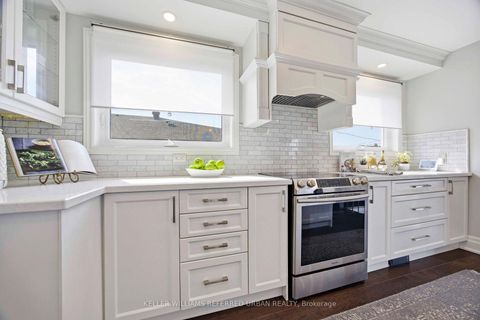 Photo 10 at 143 Grandravine Drive, York University Heights, Toronto