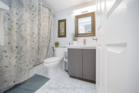 Photo 29 at 1607 - 250 Webb Drive, City Centre, Mississauga