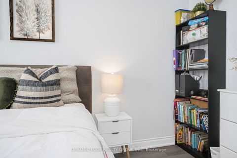 Photo 35 at 1607 - 250 Webb Drive, City Centre, Mississauga