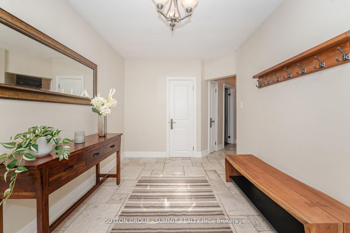 Photo 4 at 1175 Kane Road, Lorne Park, Mississauga