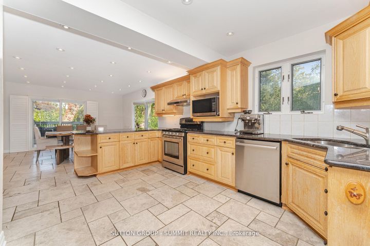 Photo 14 at 1175 Kane Road, Lorne Park, Mississauga