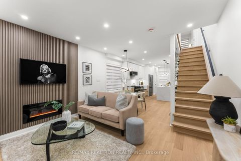 Photo 5 at 111 Glenmore Road, Woodbine Corridor, Toronto