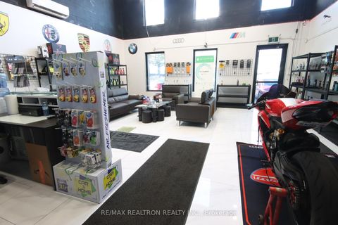 Photo 5 at 6 - 5235 Steeles Avenue W, Humber Summit, Toronto