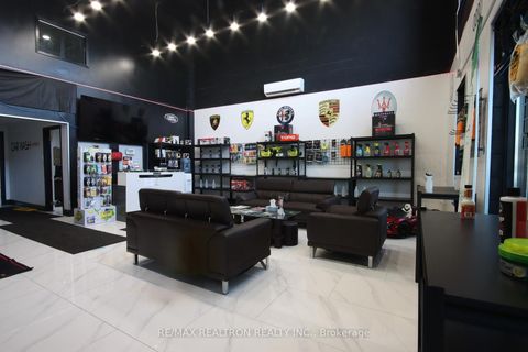 Photo 7 at 6 - 5235 Steeles Avenue W, Humber Summit, Toronto