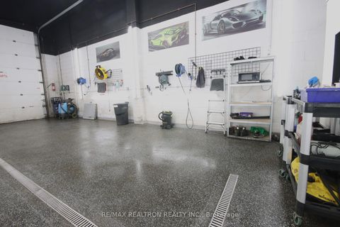 Photo 10 at 6 - 5235 Steeles Avenue W, Humber Summit, Toronto