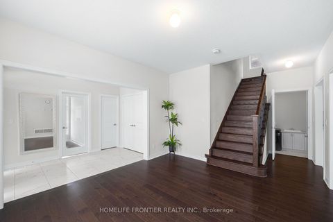 Photo 7 at 49 Ainslee Hill Crescent, Baldwin, Georgina