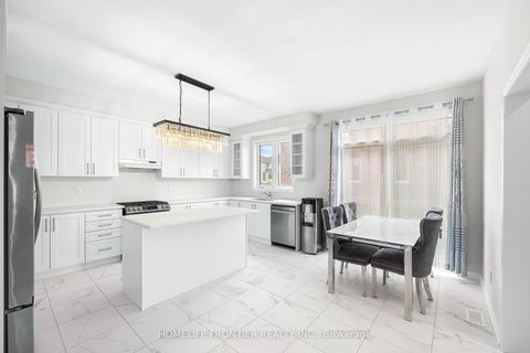 Photo 11 at 49 Ainslee Hill Crescent, Baldwin, Georgina