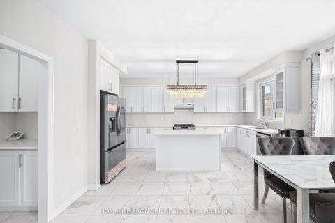 Photo 12 at 49 Ainslee Hill Crescent, Baldwin, Georgina