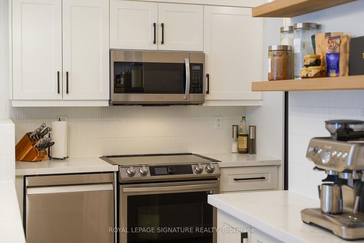 Photo 9 at Th 5 - 118 Finch Avenue W, Newtonbrook West, Toronto