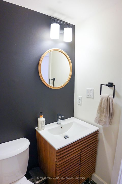 Photo 13 at Th 5 - 118 Finch Avenue W, Newtonbrook West, Toronto