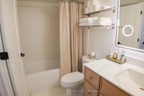 Photo 31 at Th 5 - 118 Finch Avenue W, Newtonbrook West, Toronto