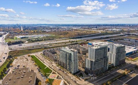 Photo 46 at 311 - 60 Honeycrisp Crescent, Vaughan Corporate Centre, Vaughan