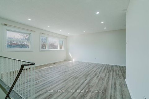 Photo 4 at 1389 Palmetto Drive, Samac, Oshawa