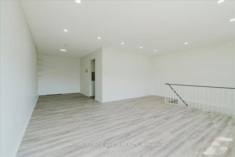 Photo 6 at 1389 Palmetto Drive, Samac, Oshawa