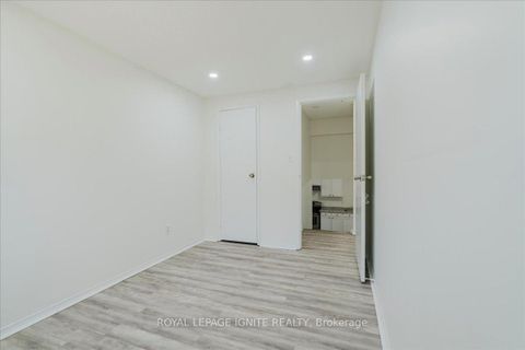 Photo 18 at 1389 Palmetto Drive, Samac, Oshawa