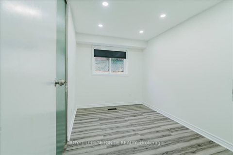 Photo 21 at 1389 Palmetto Drive, Samac, Oshawa