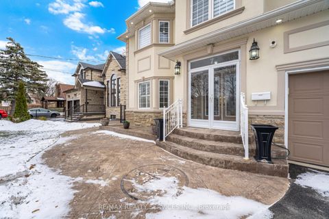 Photo 3 at 7 Waltham Drive, Beaumonde Heights, Toronto