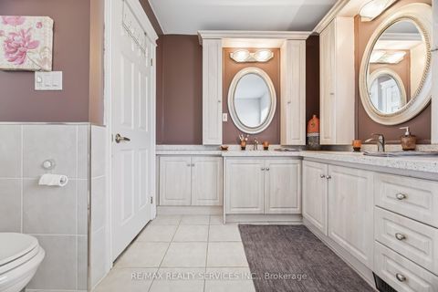 Photo 32 at 7 Waltham Drive, Beaumonde Heights, Toronto