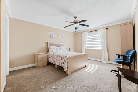 Photo 34 at 7 Waltham Drive, Beaumonde Heights, Toronto