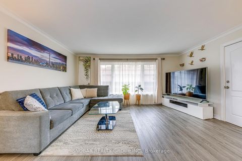 Photo 2 at 97 Westhampton Drive, The Westway, Toronto