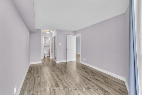 Photo 5 at 406 - 356 Mcrae Drive, Leaside, Toronto
