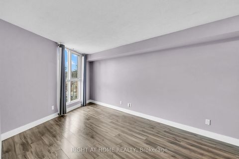 Photo 7 at 406 - 356 Mcrae Drive, Leaside, Toronto