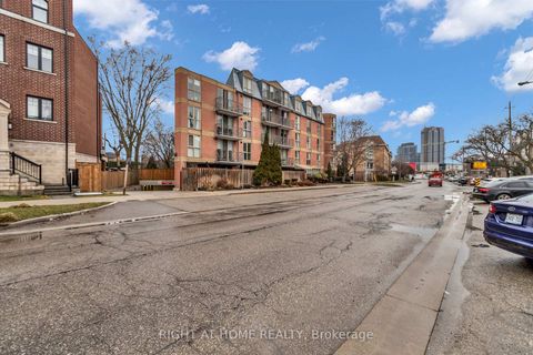 Photo 19 at 406 - 356 Mcrae Drive, Leaside, Toronto