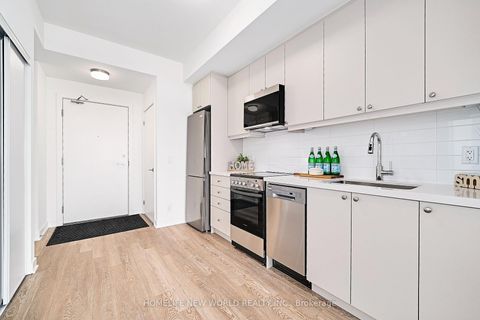 Photo 7 at 330 - 51 Clarington Boulevard, Bowmanville, Clarington