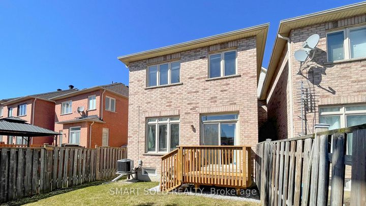 Photo 26 at 208 Cabernet Road, Patterson, Vaughan