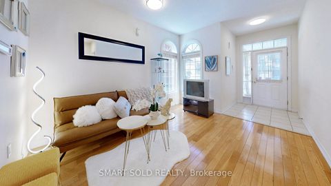 Photo 5 at 208 Cabernet Road, Patterson, Vaughan