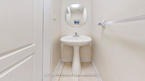 Photo 12 at 208 Cabernet Road, Patterson, Vaughan