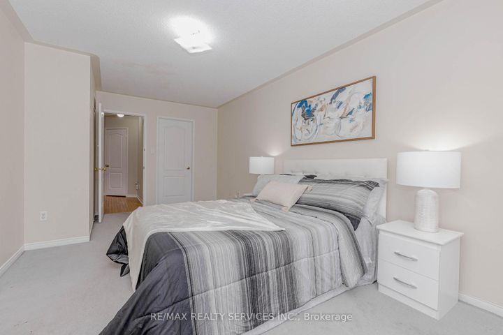 Photo 23 at 102 Sand Cherry Crescent, Wellington, Brampton