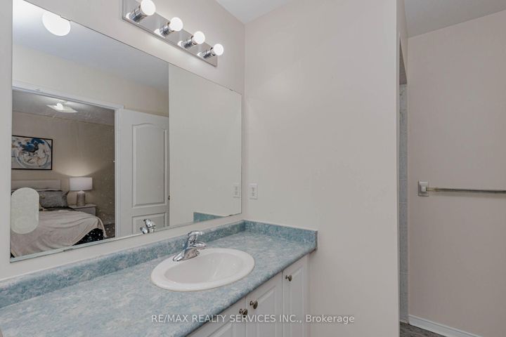 Photo 26 at 102 Sand Cherry Crescent, Wellington, Brampton