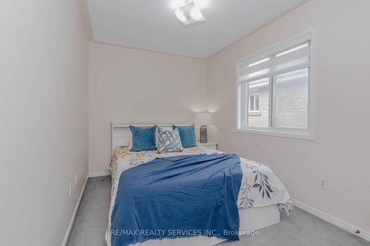 Photo 31 at 102 Sand Cherry Crescent, Wellington, Brampton