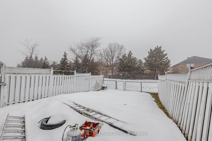 Photo 47 at 102 Sand Cherry Crescent, Wellington, Brampton