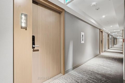 Photo 3 at 508 - 575 Bloor Street E, North St. James Town, Toronto